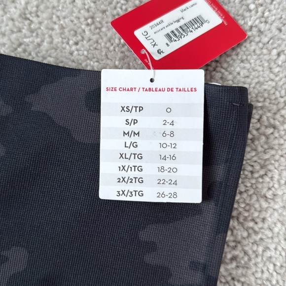 SPANX Look At Me Now Black Camo Leggings High-Waisted Form-Fitting size XL/TG - Picture 6 of 6